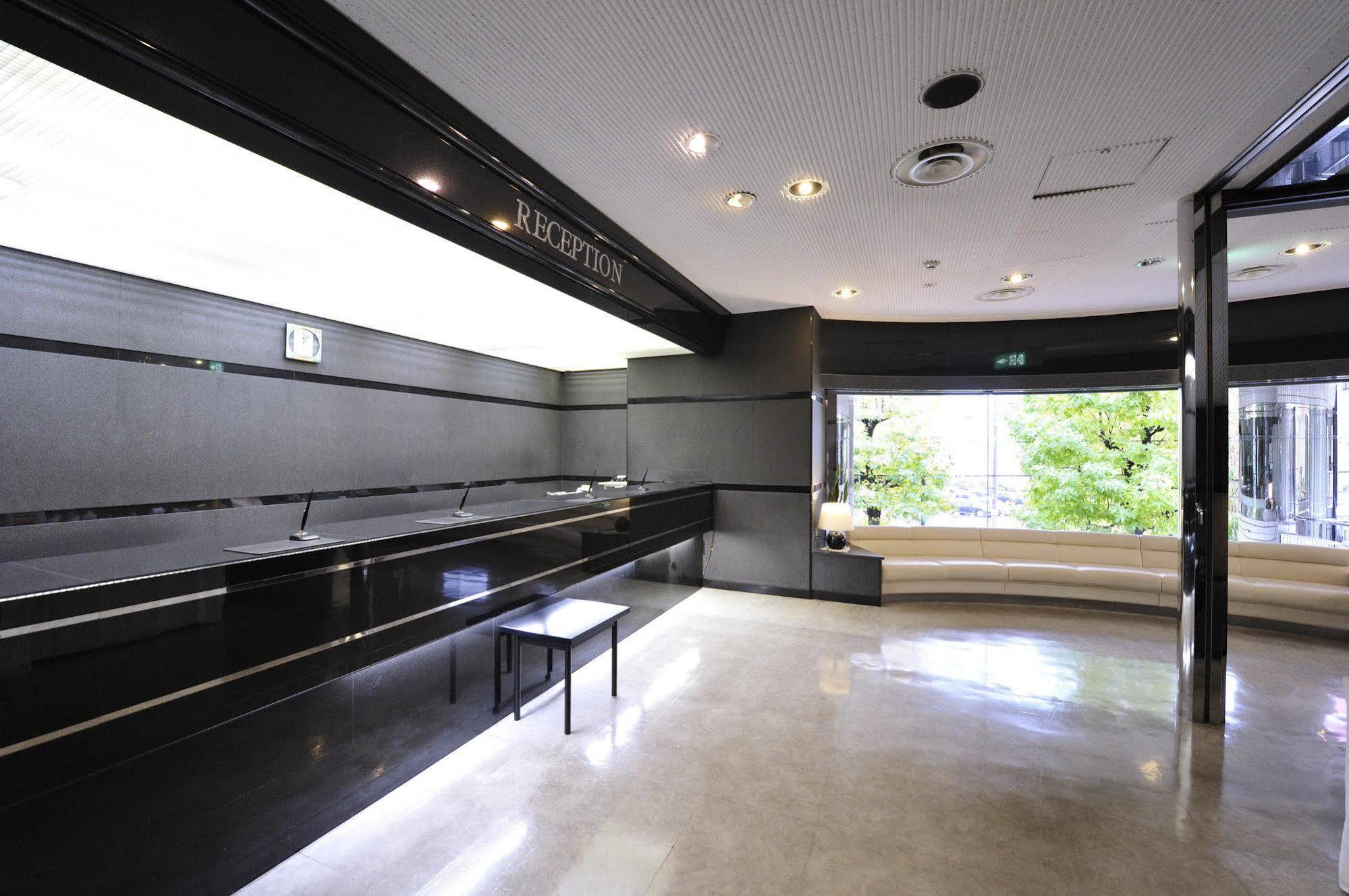 Court Hotel Niigata Eksteriør bilde