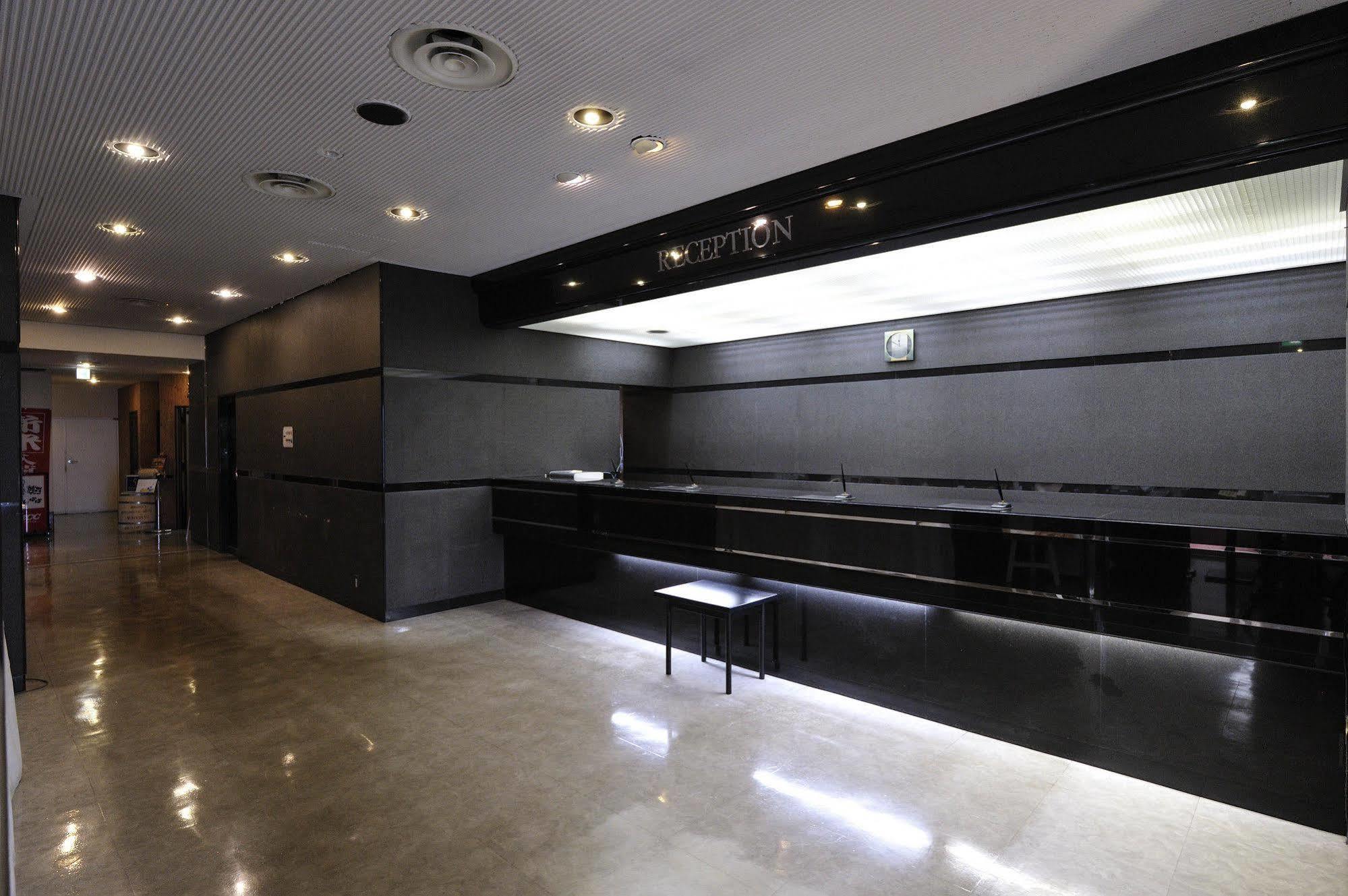 Court Hotel Niigata Eksteriør bilde